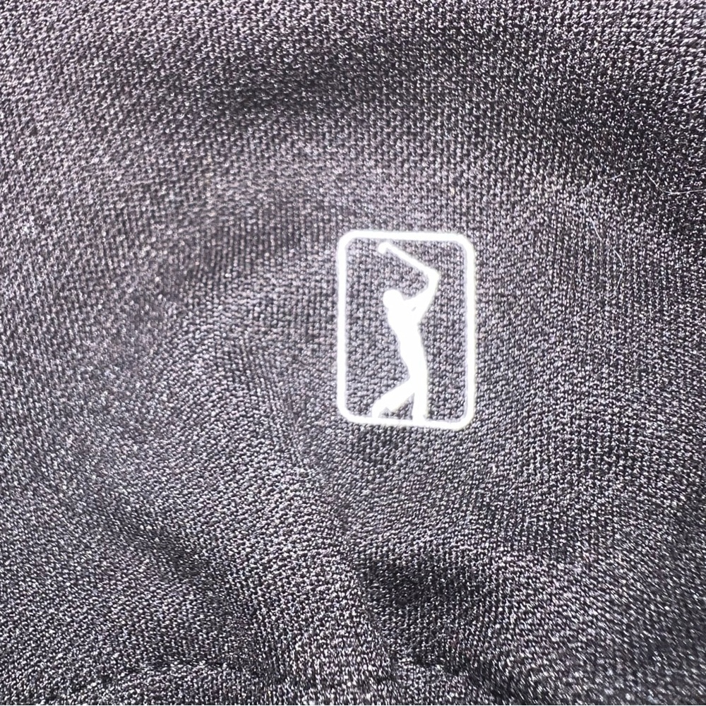 PGA Tour Originals Black Sleeveless V-Neck Golf Vest - Size Medium - Picture 3 of 7